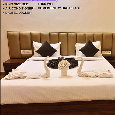 Hotel The Rivaaj Rohtak エクステリア 写真