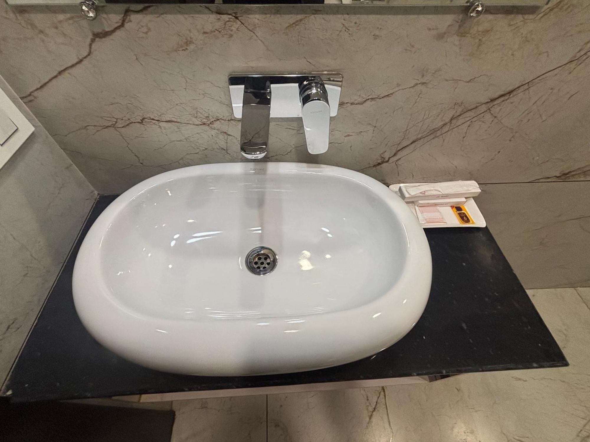 Hotel The Rivaaj Rohtak エクステリア 写真
